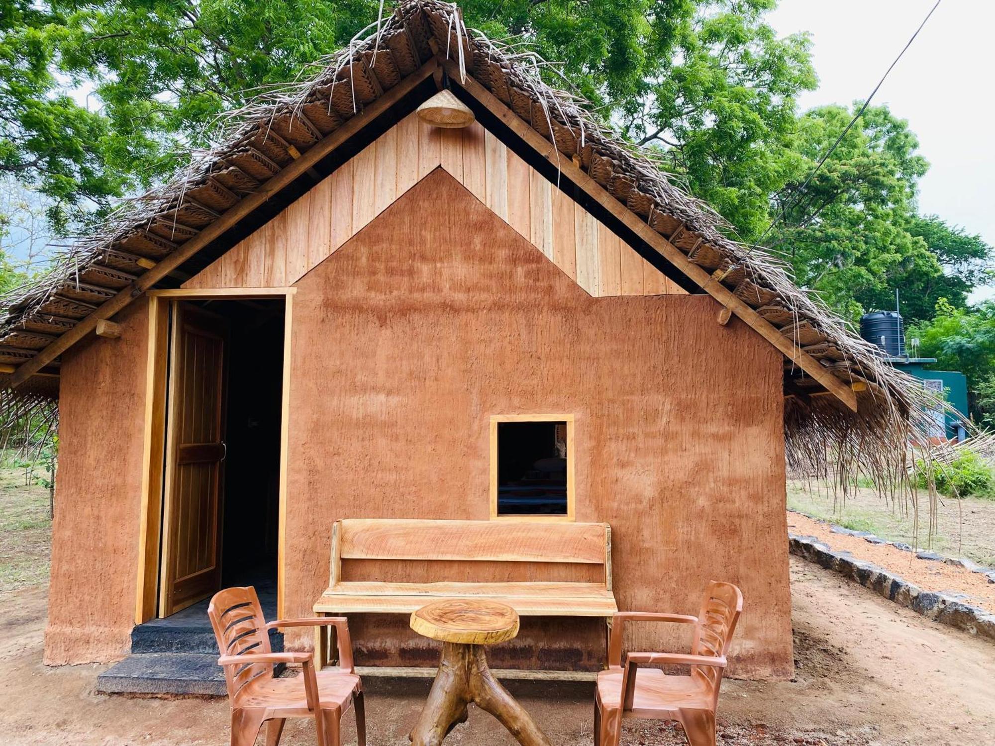 Yala Village Eco Tree House Tissamaharama Buitenkant foto